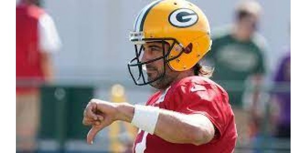 Critique d'Aaron Rodgers sur les récepteurs larges